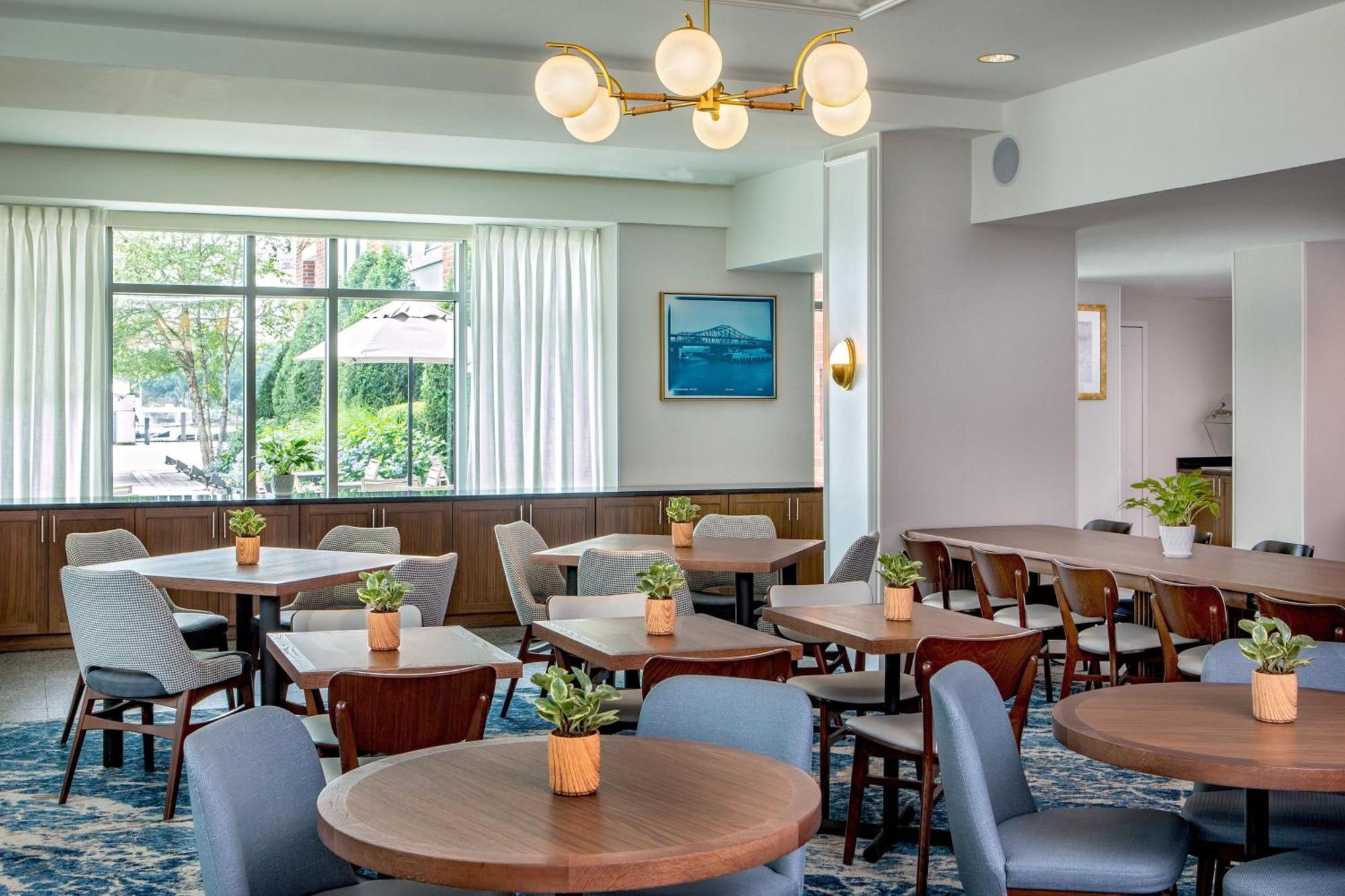 Residence Inn By Marriott Boston Harbor On Tudor Wharf Exterior foto